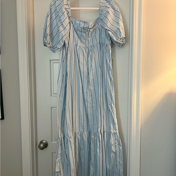 Striped Puff Sleeve Maxi Dress - Picture 3 of 4